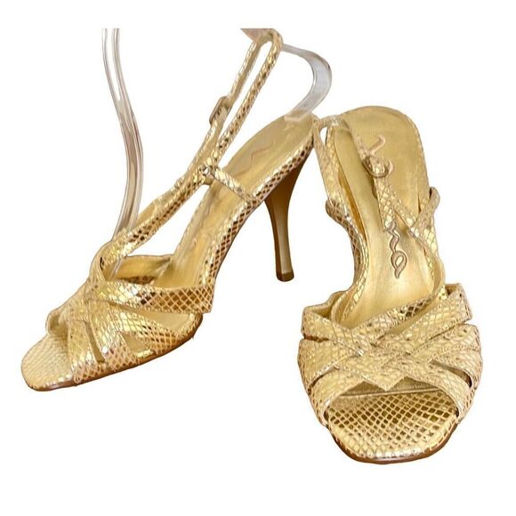Nina New no box gold crackled sling back strappy heel size 6 - Picture 1 of 12